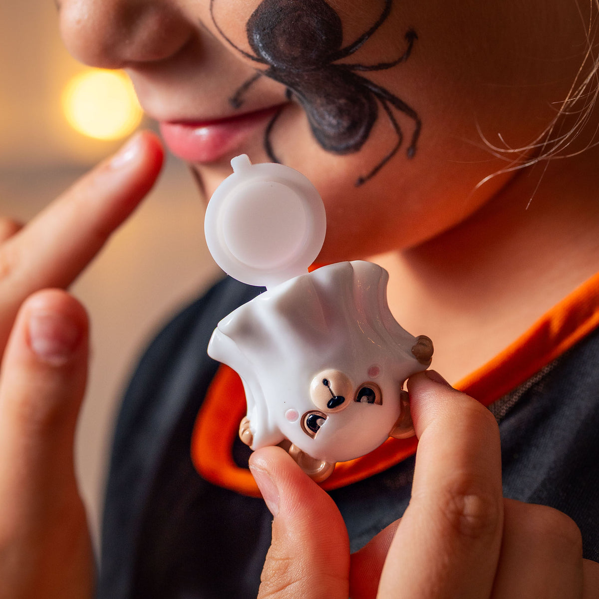 Lucidalabbra Halloween Magic Kiss orsetto fantasma Legami
