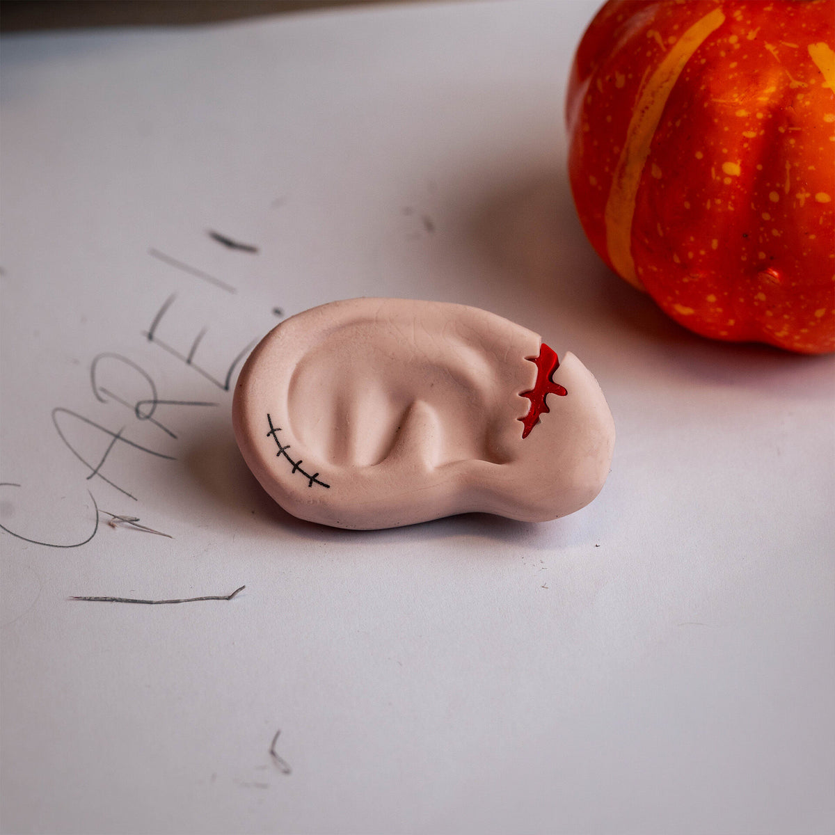 Gomma profumata a forma di orecchio Ear We Go Again Legami
