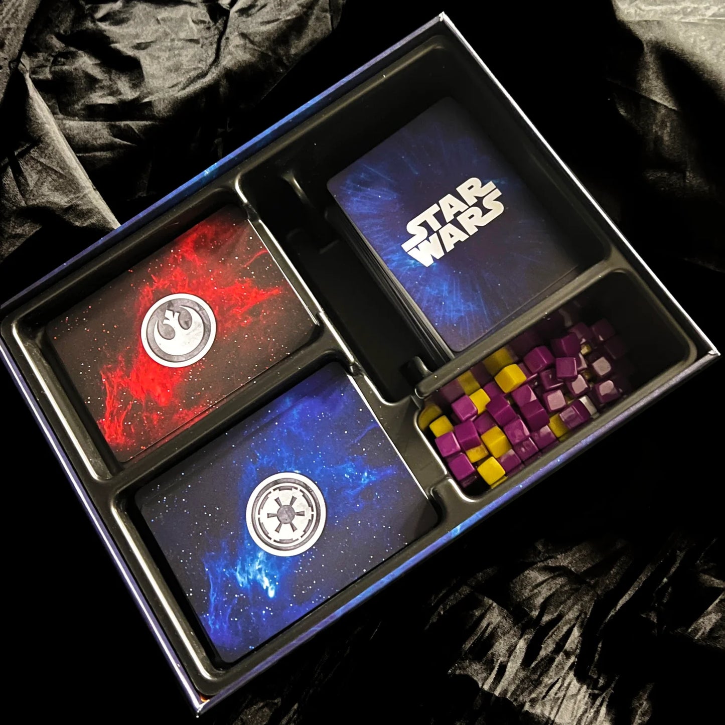 Star Wars: The Deckbuilding Game - contenuto della scatola