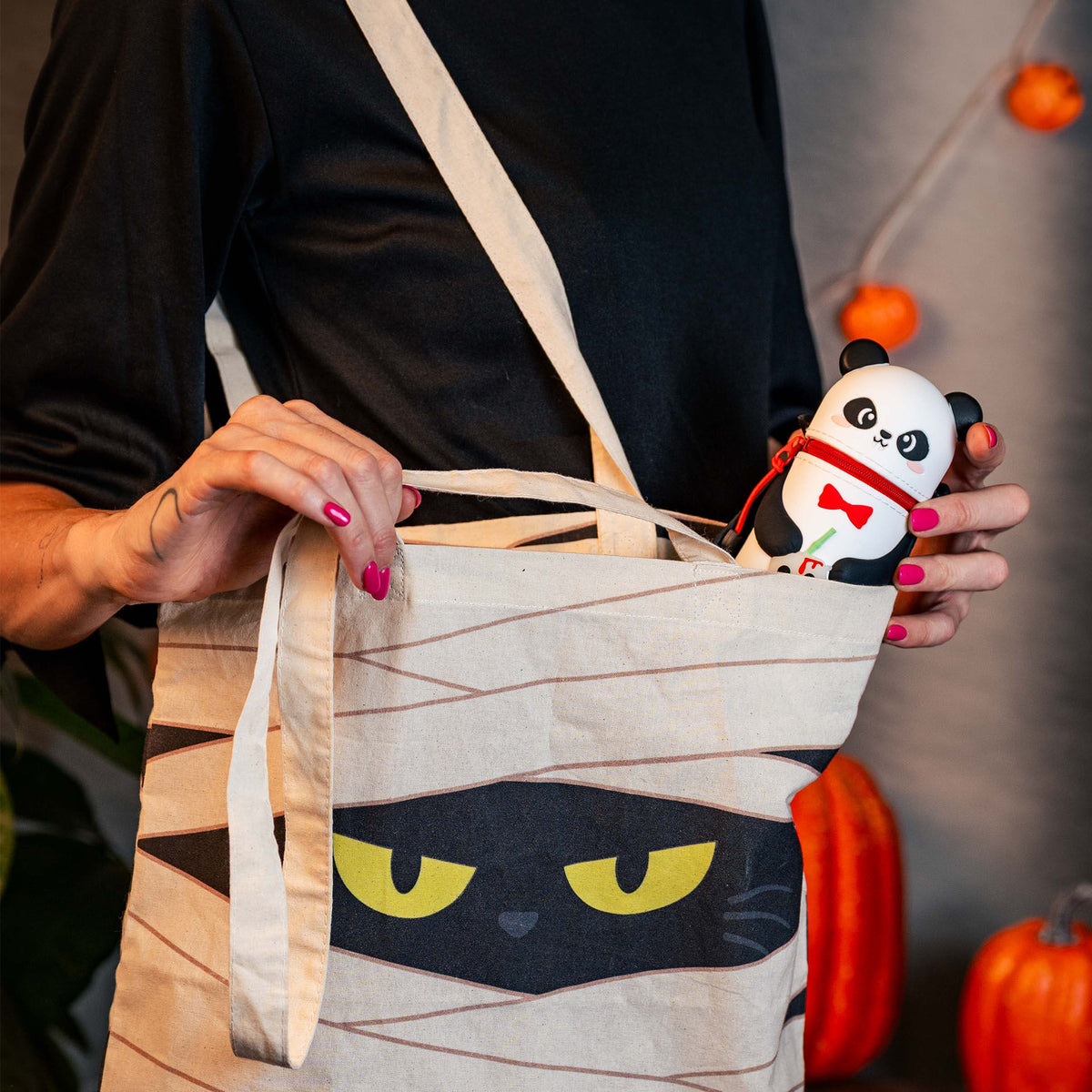 Astuccio 2-in-1 in silicone panda Bam-Boo Halloween Legami