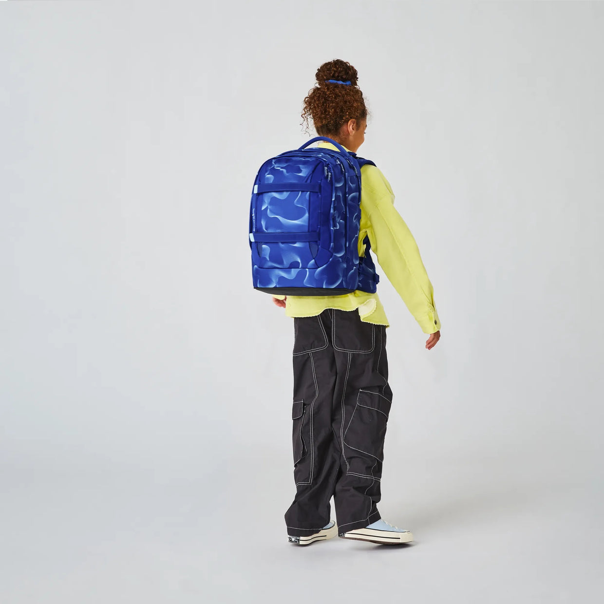 Zaino Satch Pack Vibrant Blue indossato - dettaglio