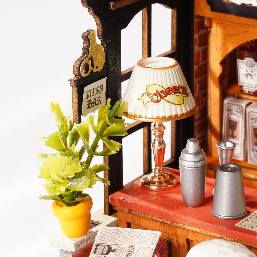 Miniature House - Tipsy Cat Bar - Centroscuola