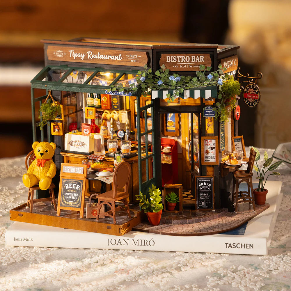 Miniature House - Tipsy Restaurant - Centroscuola