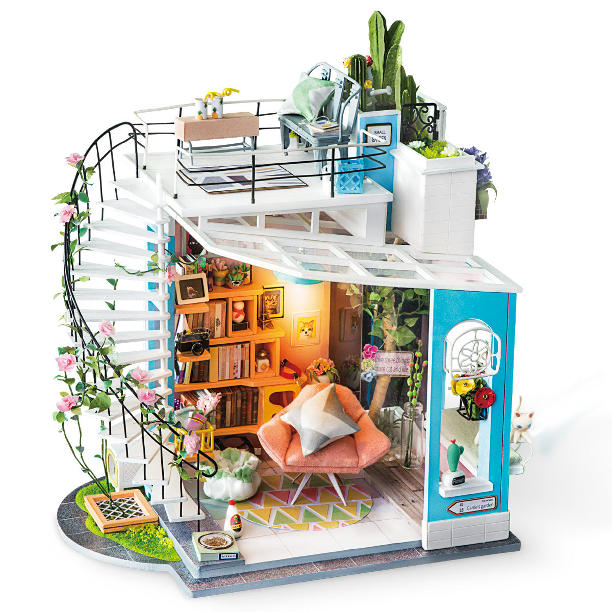 Miniature House - Dora's Loft