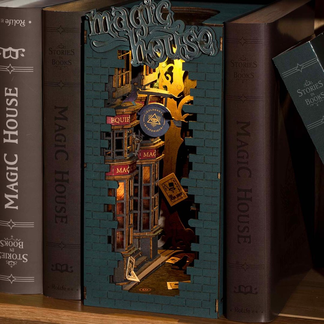 Miniatura da libreria - Magic House